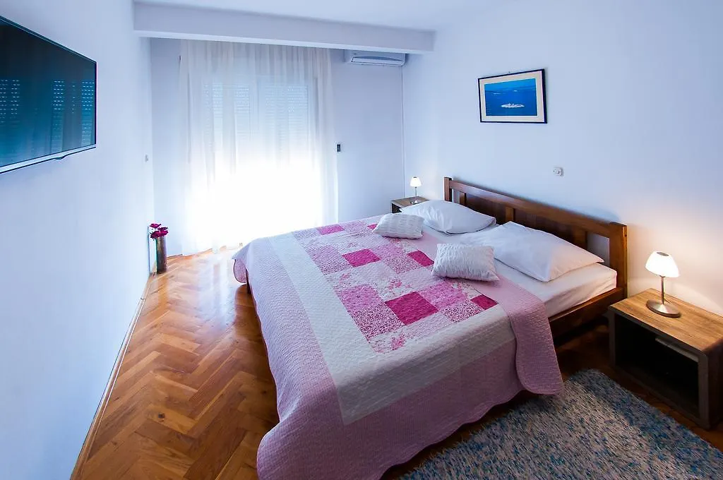 Rooms Rajic Σπλιτ 3*,